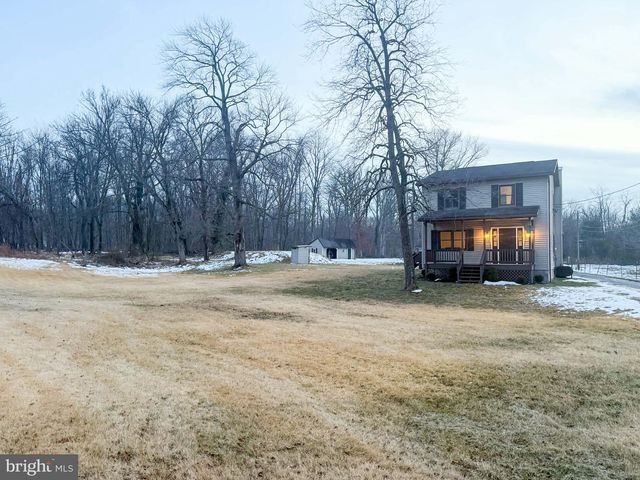 1172 CENTERVILLE RD, Newville, PA 17241