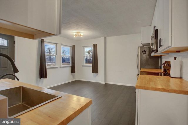 1172 CENTERVILLE RD, Newville, PA 17241