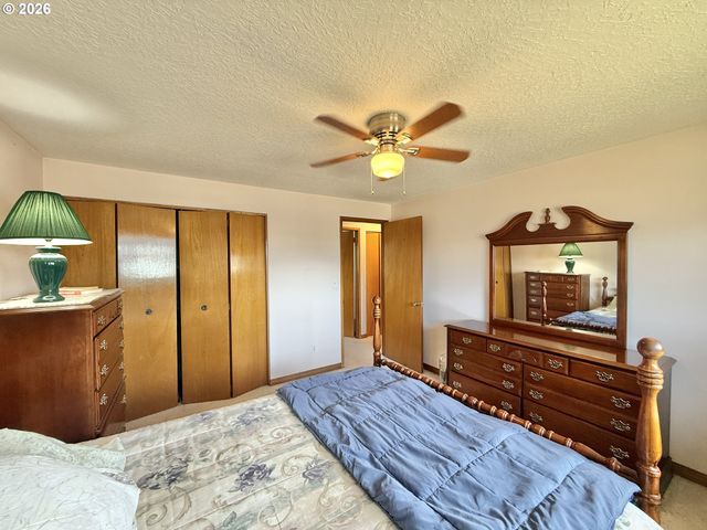 1662 UMPQUA Rd, Woodburn, OR 97071