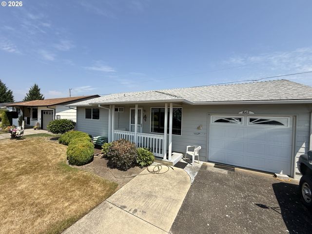 1662 UMPQUA Rd, Woodburn, OR 97071