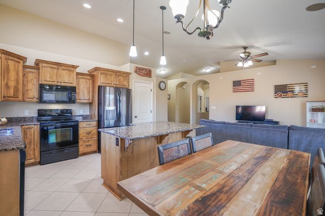 2254 S PINTURA, St. George, UT 84790