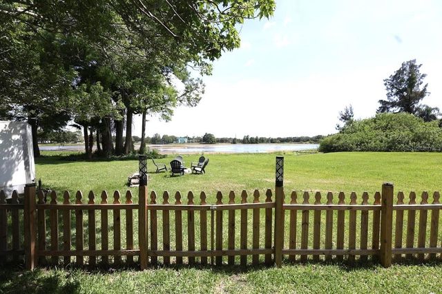 915 DEMPSEY STREET, Clearwater, FL 33756