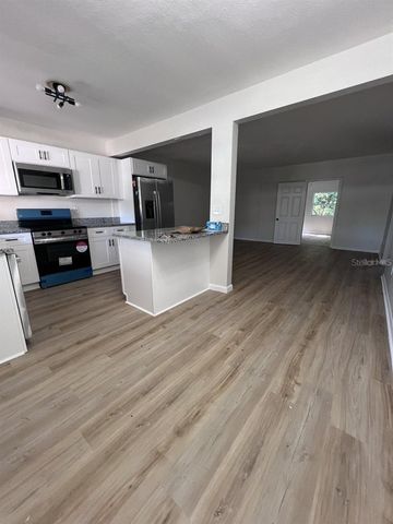 1353 LAKEVIEW ROAD, Clearwater, FL 33756