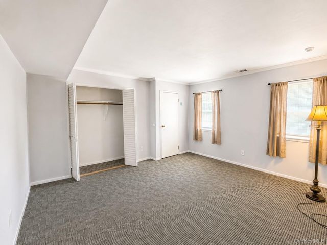 214 Artist Lake Drive, Middle Island, NY 11953