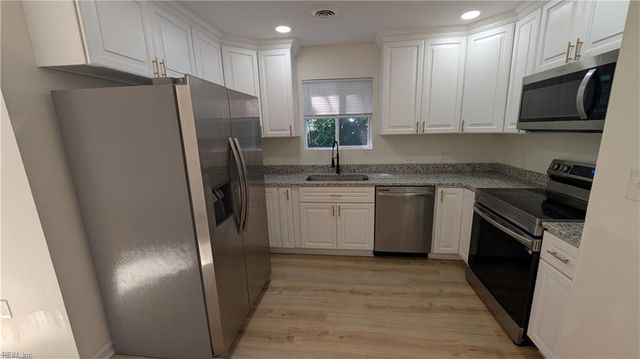 620 27th ST, Newport News, VA 23607