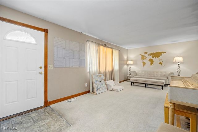 2108 E 41st Street, Lorain, OH 44055