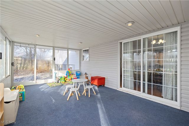 2108 E 41st Street, Lorain, OH 44055