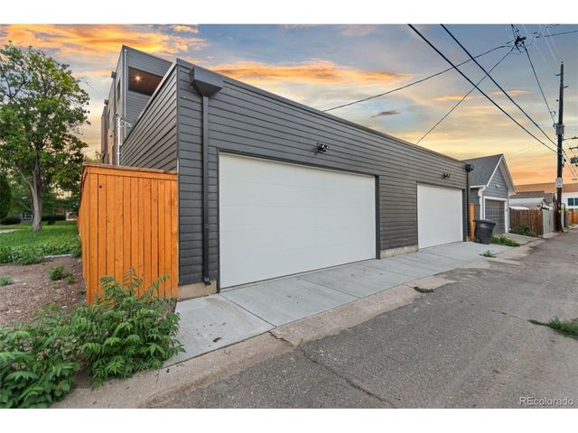 1446 Stuart St, Denver, CO 80204