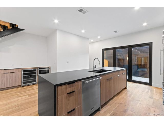 1446 Stuart St, Denver, CO 80204