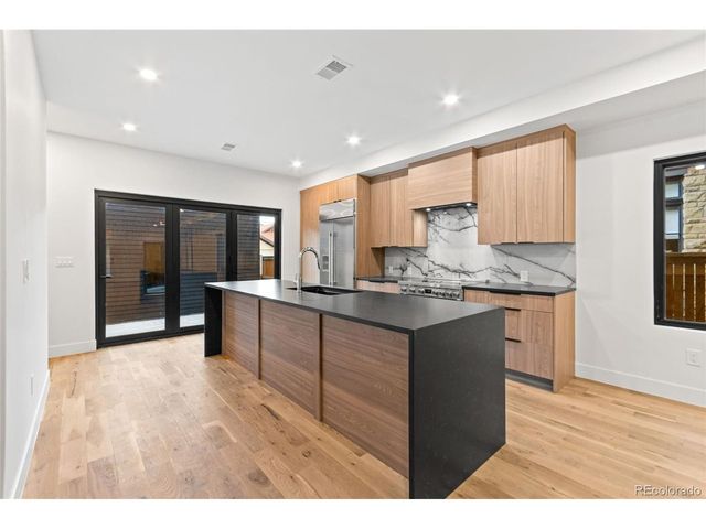 1446 Stuart St, Denver, CO 80204