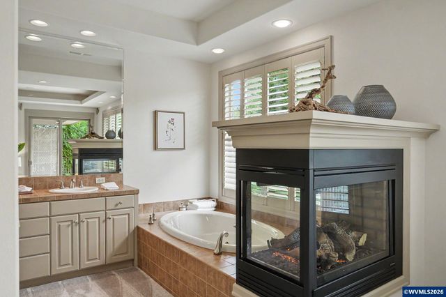 3398 Championship Dr S, Salem, OR 97302
