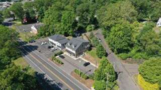 405 River Road, Shelton, CT 06484
