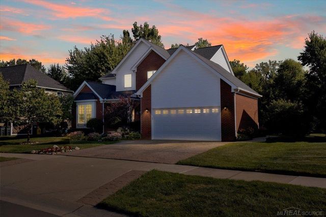 36556 Orchard Lake Drive, New Baltimore, MI 48047