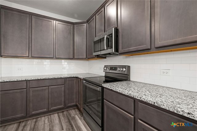 702 Hollyhock Drive, Temple, TX 76502