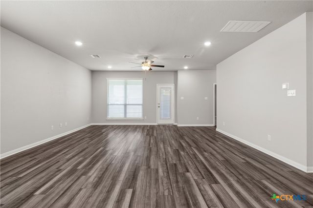 702 Hollyhock Drive, Temple, TX 76502