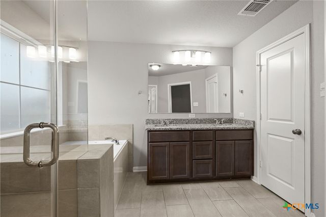 702 Hollyhock Drive, Temple, TX 76502