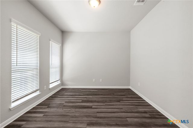 702 Hollyhock Drive, Temple, TX 76502