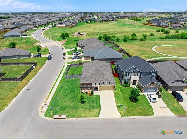 702 Hollyhock Drive, Temple, TX 76502