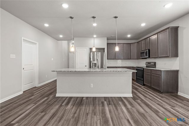 702 Hollyhock Drive, Temple, TX 76502