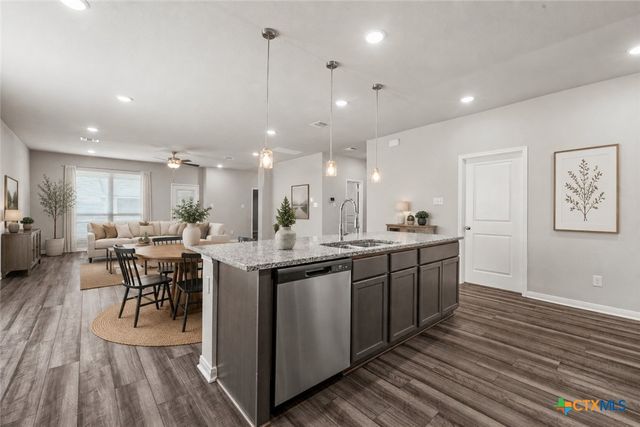 702 Hollyhock Drive, Temple, TX 76502
