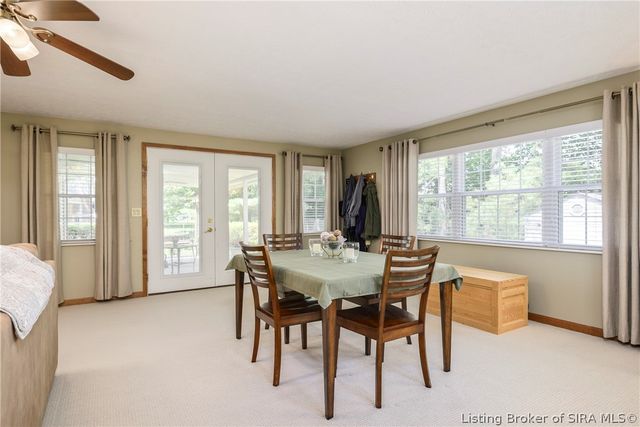 1007 Farmgate Drive, New Albany, IN 47150