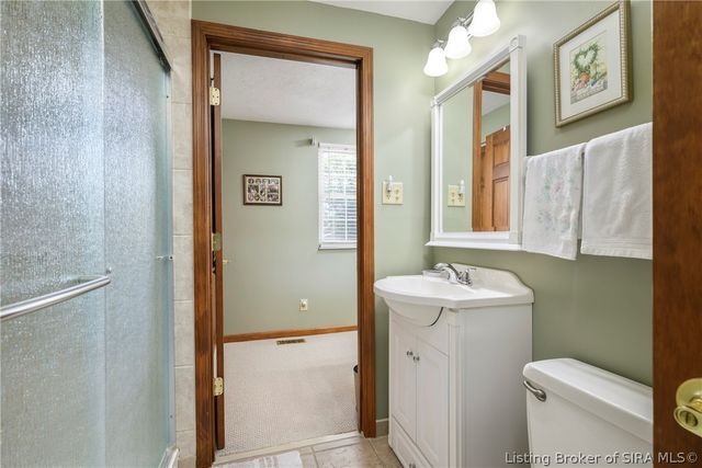 1007 Farmgate Drive, New Albany, IN 47150
