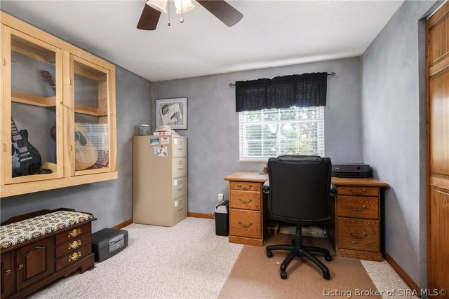 1007 Farmgate Drive, New Albany, IN 47150