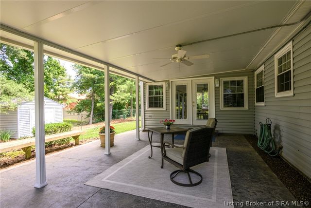 1007 Farmgate Drive, New Albany, IN 47150