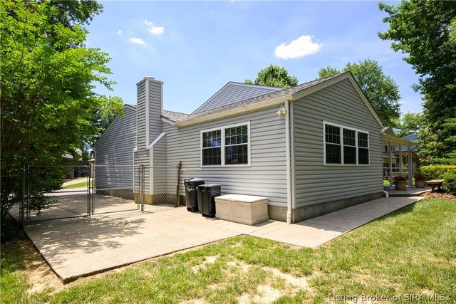1007 Farmgate Drive, New Albany, IN 47150