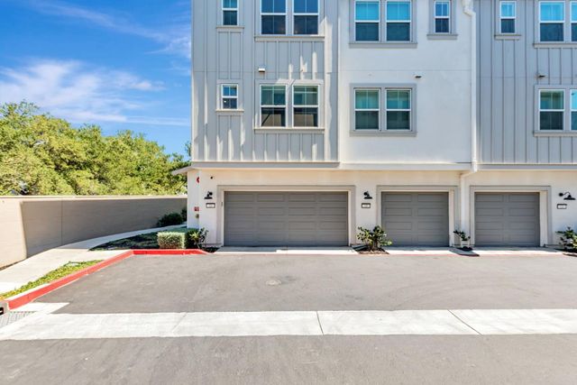 32 Seda Lane, Morgan Hill, CA 95037