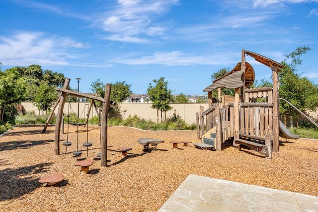 32 Seda Lane, Morgan Hill, CA 95037