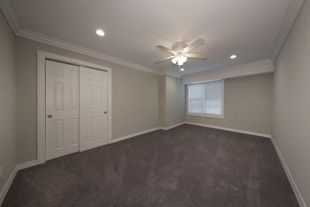 100 Villa D'est Drive C-04, Coram, NY 11727