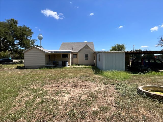 302 Hillcrest Street, Hico, TX 76457