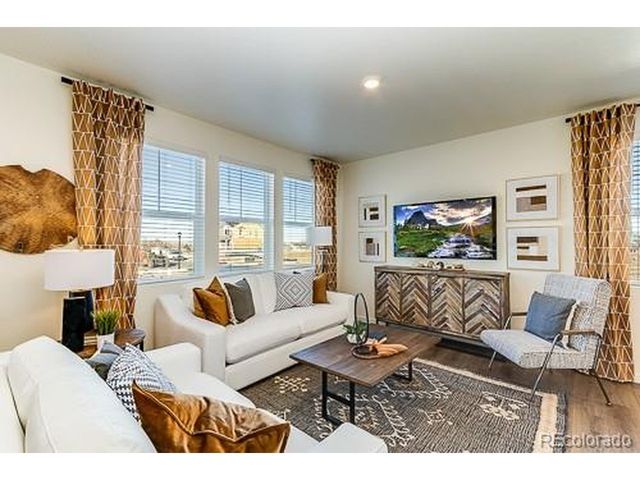 4726 Antler Way, Johnstown, CO 80534