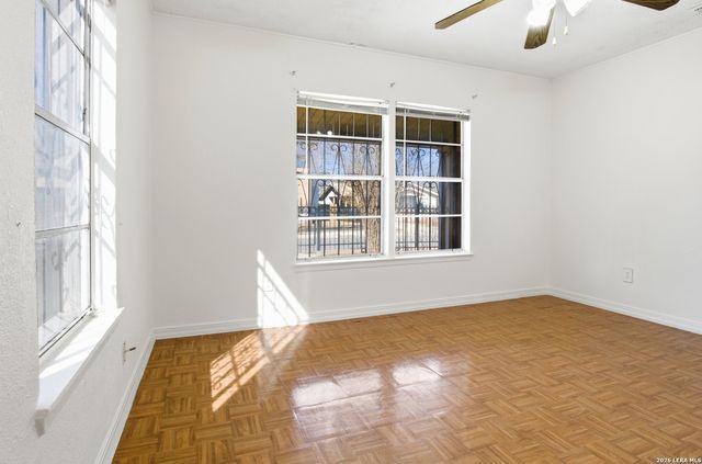 254 Bank, San Antonio, TX 78204