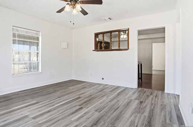 254 Bank, San Antonio, TX 78204