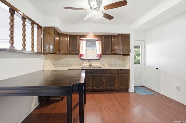 254 Bank, San Antonio, TX 78204