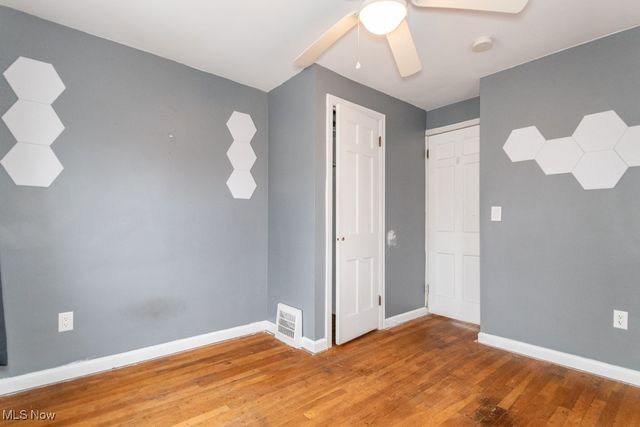 408 E 322nd Street, Willowick, OH 44095