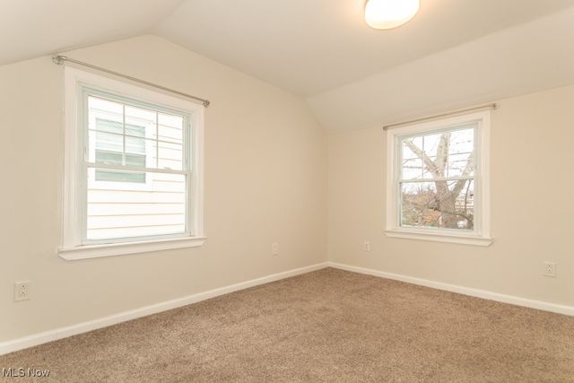 408 E 322nd Street, Willowick, OH 44095