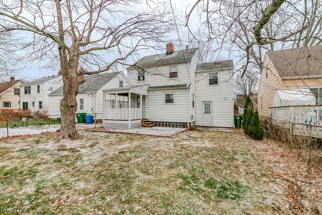 408 E 322nd Street, Willowick, OH 44095