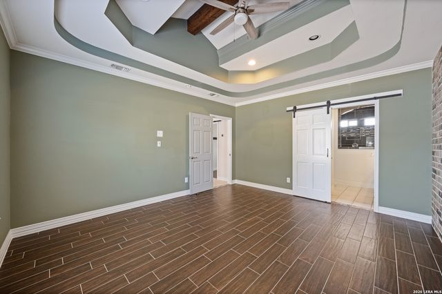 25375 Whispering Winds Dr, San Antonio, TX 78264
