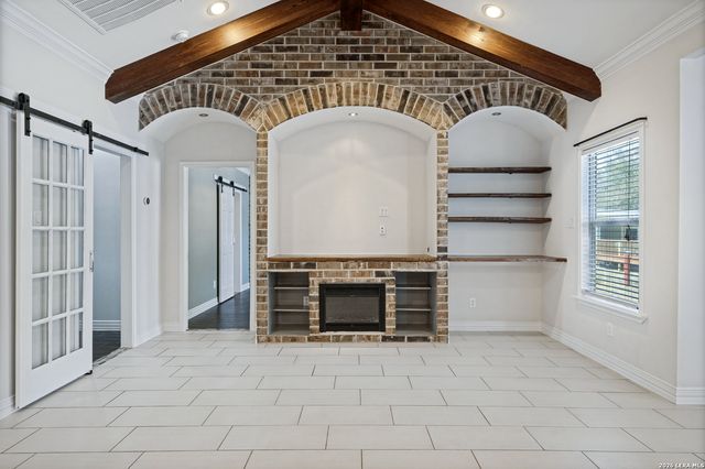 25375 Whispering Winds Dr, San Antonio, TX 78264