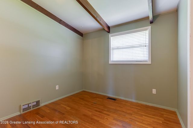 1317 Buckingham Road, Haslett, MI 48840