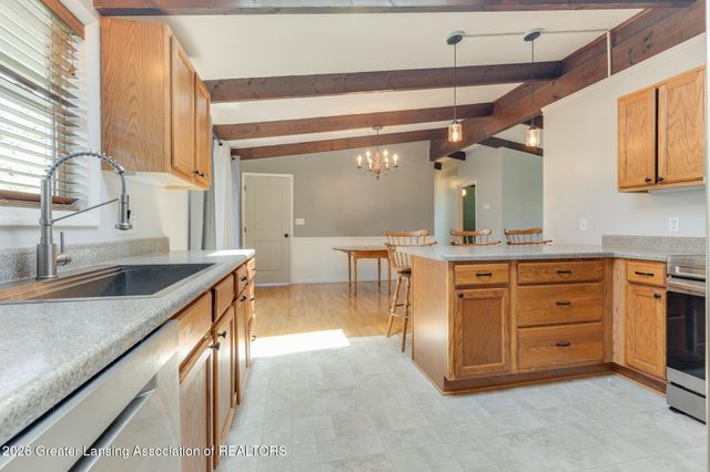 1317 Buckingham Road, Haslett, MI 48840