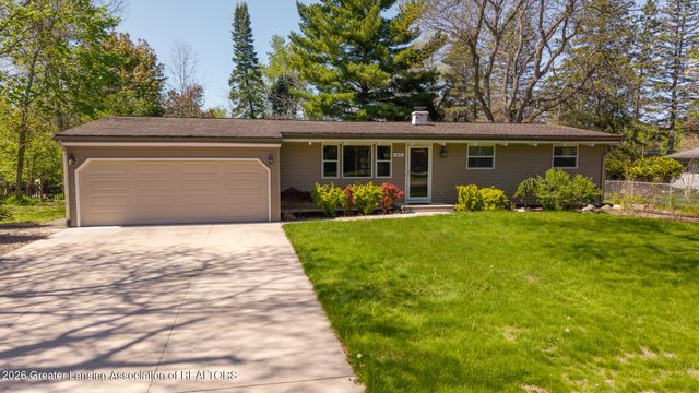1317 Buckingham Road, Haslett, MI 48840