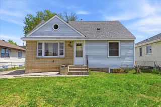1188 Arundel Street, Saint Paul, MN 55117
