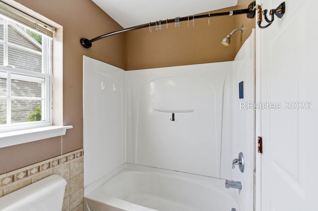 16 Harbison Pl, Beaufort, SC 29906
