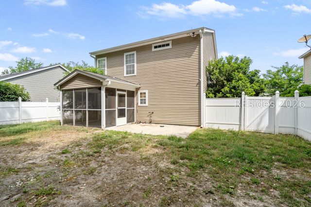 16 Harbison Pl, Beaufort, SC 29906