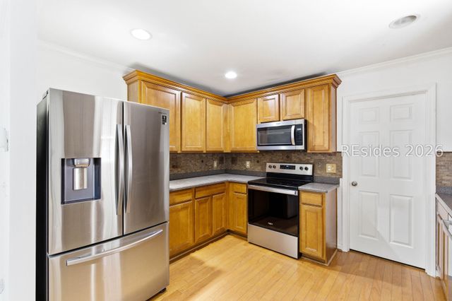 16 Harbison Pl, Beaufort, SC 29906