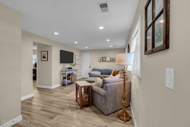 38 Alan Terrace, Howell, NJ 07731